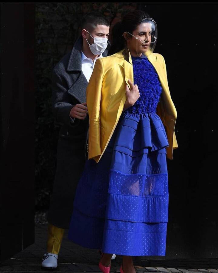 ऐसा करने वाली प्रियंका चोपड़ा बॉलीवुड की पहली एक्ट्रेस हैं. 