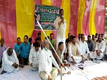 युवा RJD कार्यकर्ताओं ने अपराध और महंगाई के खिलाफ किया प्रदर्शन, सरकार को दी ये चेतावनी