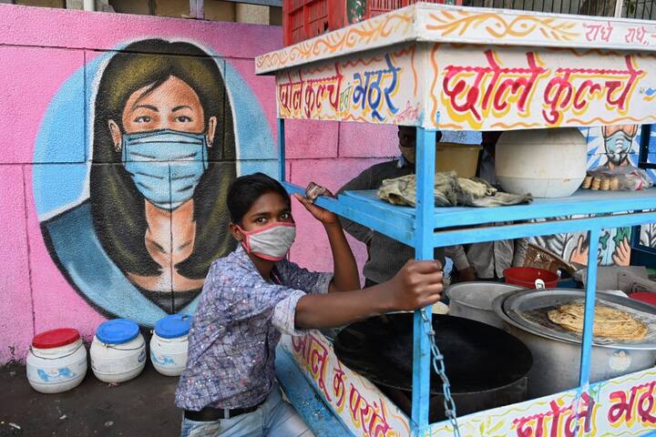 देश में सक्रिय मामलों की कुल संख्या अब बढ़कर दो लाख 23 हजार 432 हो गई है.