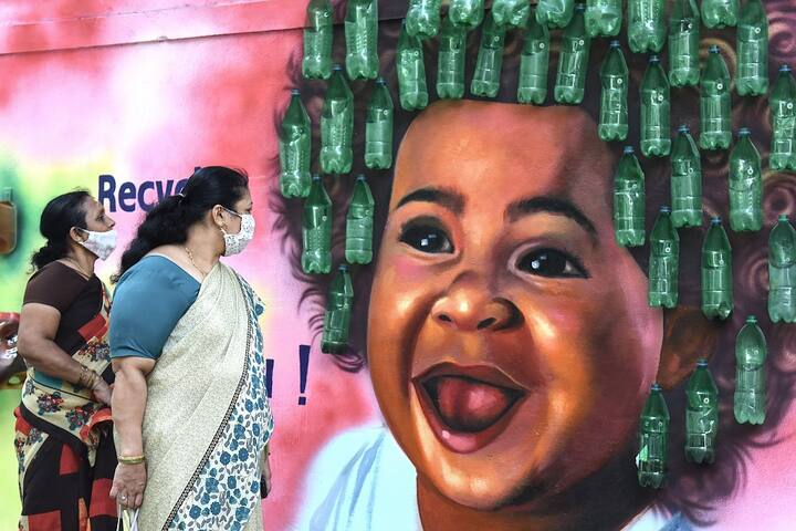 देश में कोरोना की इस दूसरी लहर में सबसे ज्यादा परेशान करने वाले आंकड़े महाराष्ट्र से आ रहे हैं.