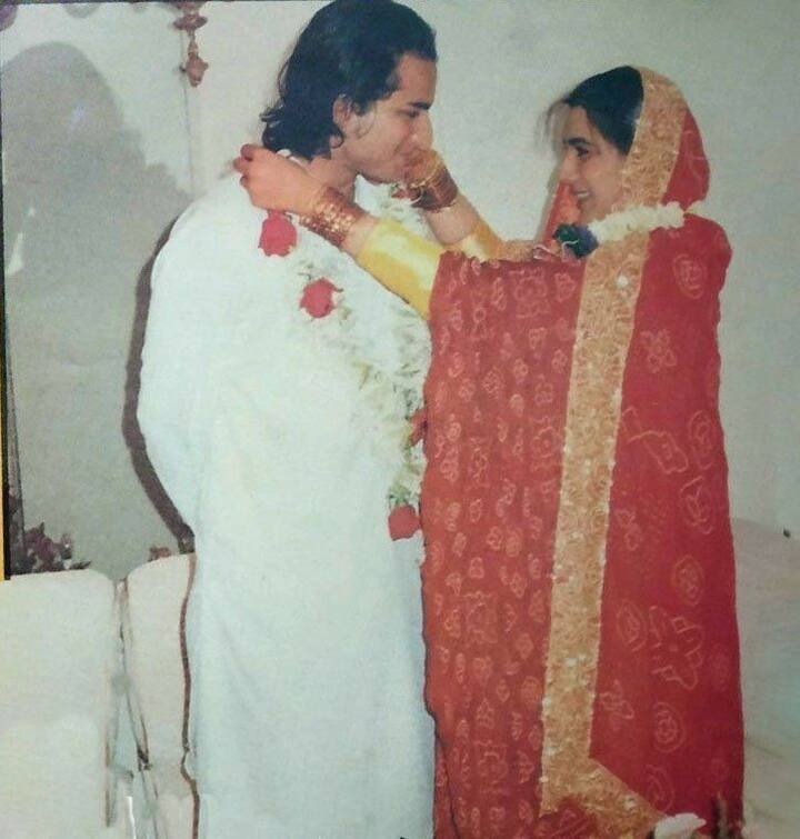 बहरहाल, शादी के बाद सैफ अमृता को बहुत चाहते थे और इसका सुबूत उन्होंने एक बार कैमरे के सामने दिया था. दरअसल, 1994 में सैफ अली खान ने अक्षय कुमार के साथ 'मैं खिलाड़ी तू अनाड़ी' हिट फिल्म दी थी जिसके बाद वह एक नाईट क्लब में फिल्म की सक्सेस सेलिब्रेट करने पहुंचे थे.