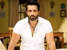 क्या Sonu Sood अब करवाएंगे शादी ? एक फैन ने जाहिर की इच्छा तो एक्टर ने दिया ये जवाब
