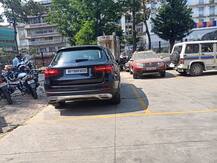 एंटीलिया केस: NIA को मिले मर्सिडीज से कई अहम सुराग, सचिन वाजे कर रहे थे इस्तेमाल, कार के पहले मालिक तक भी पहुंचा abp