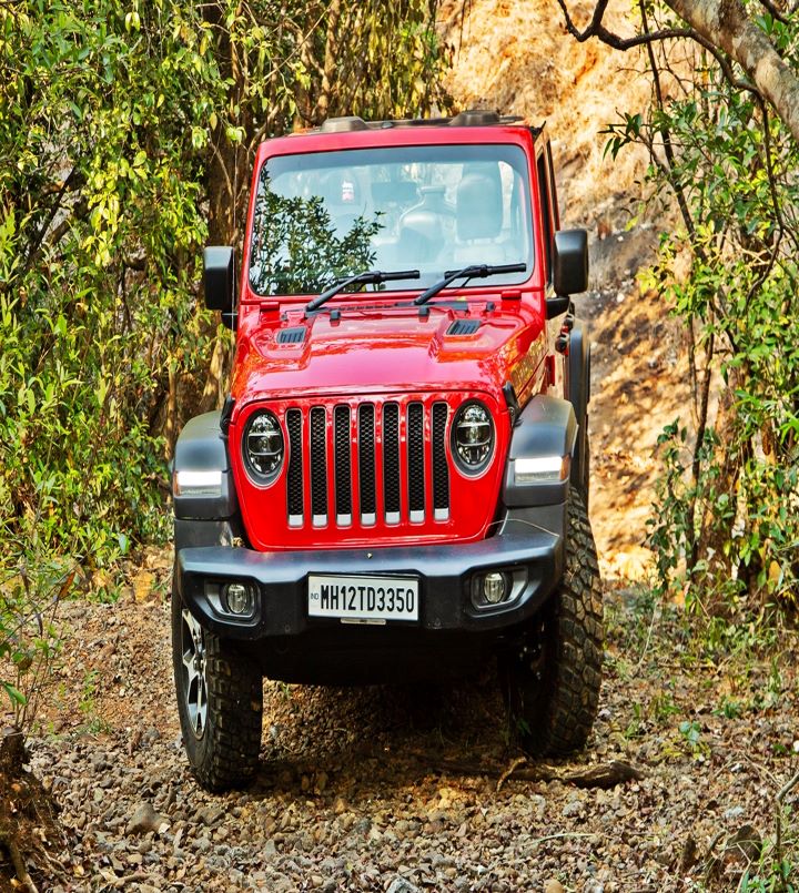 लॉन्च हुई मेड इन इंडिया Jeep Wrangler, जानें क्या है कीमत और खास फीचर्स