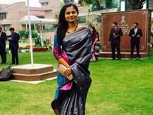 IAS Success Story: भाई की सलाह पर मेडिकल फील्ड छोड़कर यूपीएससी में उतरीं, पहले ही प्रयास में आईएएस अफसर बनीं अर्तिका