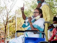 क्या बंगाल में वाकई कोरोना वैक्सीन की किल्लत है? ममता के आरोप पर बीजेपी ने किया पलटवार