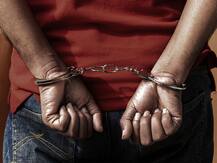 50 लाख की मेथाडॉन सिंथेटिक ड्रग्स के साथ दो शख्स गिरफ्तार, मुंबई से जुड़े तार