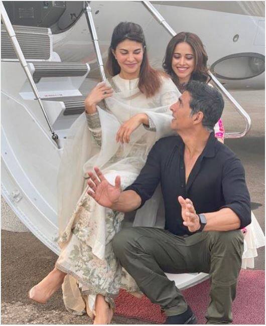 ये तस्वीर पोस्ट करते हुए अक्षय ने बताया कि ये फिल्म उनके लिए बहुत स्पेशल है.