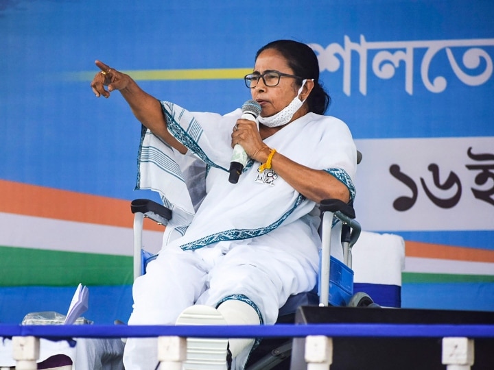 ABP news C-voter opinion poll will CPI to Support Mamata Banerjee led TMC in hung assembly of West Bengal ABP C-Voter Opinion Poll: क्या हंग असेंबली की सूरत में वामपंथी दल करेंगे ममता की सरकार बनाने में मदद?