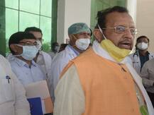 UP: चिकित्सा शिक्षा मंत्री सुरेश खन्ना बोले- खत्म नहीं हुआ है कोरोना, लोग नियमों का करें पालन