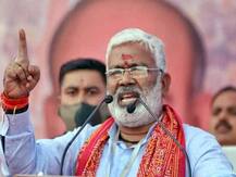 UP Panchayat Election: बीजेपी ने कसी कमर, गाजीपुर में चौपाल कार्यक्रम में शामिल हुए स्वतंत्र देव सिंह