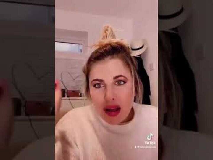 Viral: A woman taught her lover a lesson, exposed the lover with the help of this gadget इस गैजेट की मदद से धोखा दे रहे ब्वॉयफ्रेंड का किया पर्दाफाश, अब वीडियो हो रहा वायरल