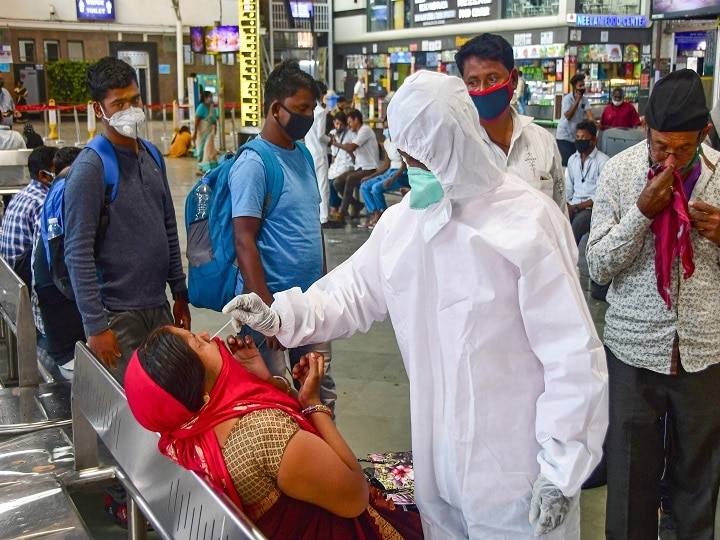Maharashtra BMC 20 lakh people have fined for not wearing masks in Mumbai Mumbai Coronavirus: मुंबई मास्क न पहनने पर BMC ने 20 लाख लोगों से वसूला 40 करोड़ रुपये का जुर्माना
