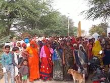 आगरा: फतेहपुर सीकरी में पंचायत चुनाव का बहिष्कार, लोग बोले- 'बूथ नहीं तो वोट नहीं'