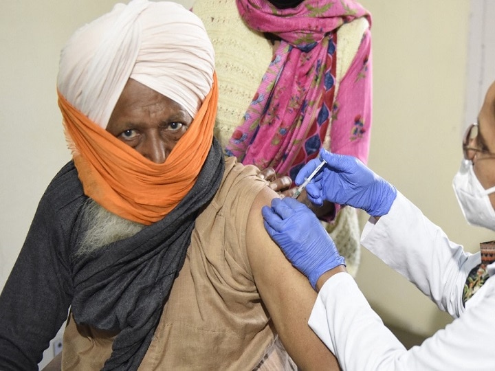 Coronavirus vaccination drive: More than 4 crore doses given ann टीकाकरण अभियान में भारत ने हासिल किया नया मुकाम, दी गई 4 करोड़ से ज्यादा खुराक