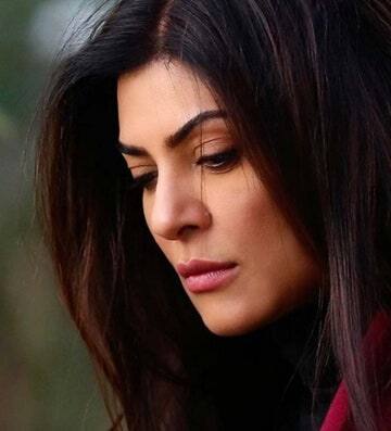 4) आर्या 2: सीरीज आर्या से अपना धमाकेदार डिजिटल डेब्यू करने वाली सुष्मिता सेन भी दूसरे सीजन के साथ इस साल दर्शकों के बीच लौट आएंगी. दूसरे सीजन की शूटिंग जोर-शोर से जारी है.