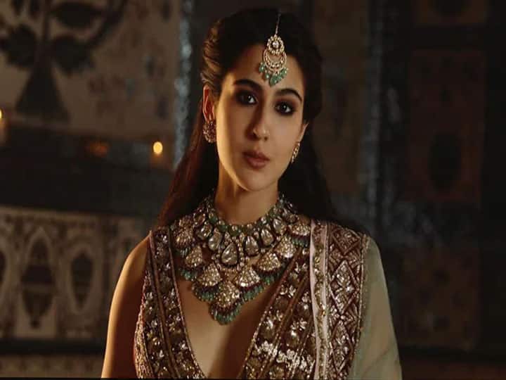 Sara Ali Khan ने शादी के जोड़े में कराया फोटोशूट, पूछा- है कोई शादी के लिए प्रपोजल? Sara Ali Khan did a photoshoot in a wedding dress and asked- is there any proposal for marriage? Sara Ali Khan ने शादी के जोड़े में कराया फोटोशूट, पूछा- है कोई शादी के लिए प्रपोजल?