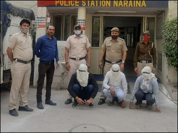 Delhi Police arrested 4 persons including a women in paper leak case ann खुद बनती थी IPS, बॉयफ्रेंड और भाई को बनाती थी सब इंस्पेक्टर और हेड कॉन्स्टेबल, 'हाईटेक मुन्ना भाई गैंग' का पर्दाफाश