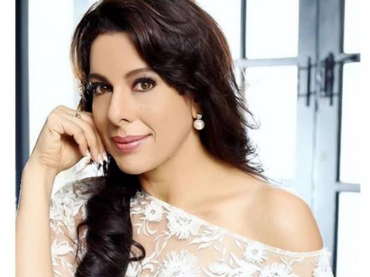 मीडिया रिपोर्ट्स की मानें तो पूजा ने अपने पूरे फिल्मी करियर में कुल 8 फिल्मों में काम किया था और यह सभी फिल्में बॉक्स ऑफिस पर औंधे मुंह गिरी थीं.