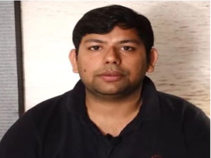 IAS Success Story Pradeep Kumar gave UPSC exam three times started his journey from a small village in Bundelkhand IAS Success Story: आईएएस अफसर बनने के लिए प्रदीप कुमार ने तीन बार दी UPSC परीक्षा, बुंदेलखंड के छोटे से गांव से शुरू किया था सफर