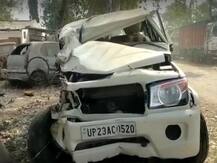 रामपुर: बोलेरो और पिकअप वाहन में जबरदस्त टक्कर, 5 लोगों की मौत, कई घायल