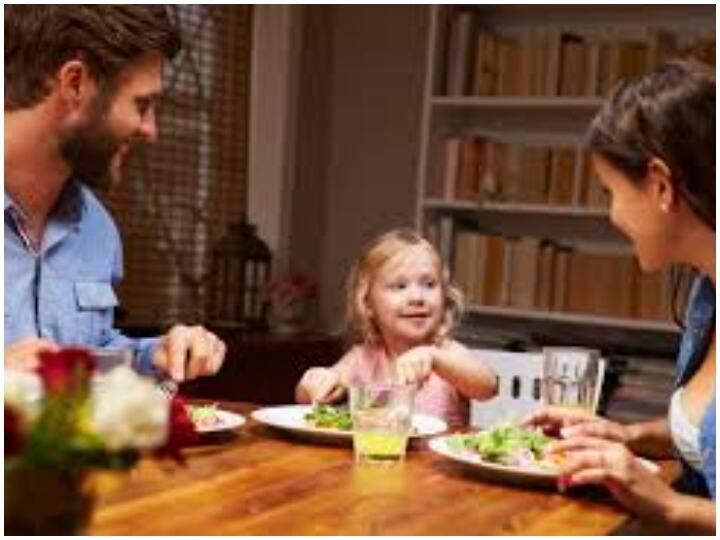 Eating before at this time could reduce risk factors for type 2 diabetes डायबिटीज टाइप 2 के खतरे से बचना चाहते हैं, तो सुबह 8.30 बजे से पहले कर लें ब्रेकफास्ट