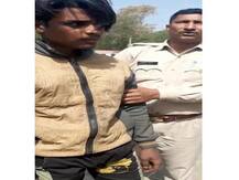 बागपत पुलिस के एनकाउंटर पर उठे सवाल, अलग-अलग वीडियो के सामने आने से हुई फजीहत