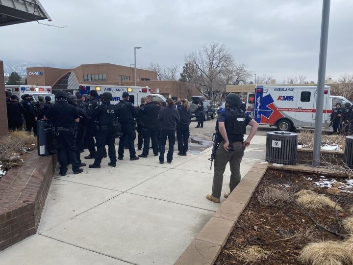 Firing in Supermarket of Colorado province of America, 6 including 1 police officer killed Colorado Shooting: अमेरिका के कोलोराडो प्रांत के सुपरमार्किट में गोलीबारी, 1 पुलिस अधिकारी सहित 6 की मौत