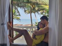 रूही चतुर्वेदी गोवा बीच पर पति संग की खूब मस्ती, वायरल हो रही बिकिनी लुक वाली तस्वीरें