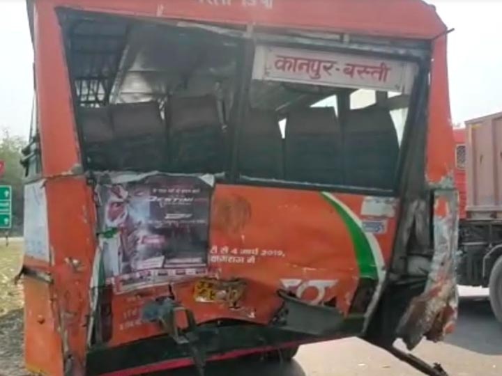 अयोध्या: NH 27 पर बस-ट्रेलर की टक्कर में 6 लोगों की मौत, 2 की हालत गंभीर