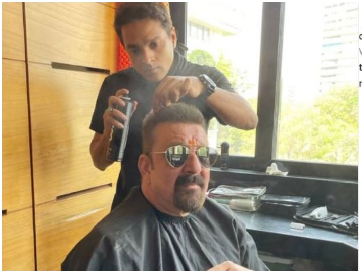 Sanjay Dutt shared a photo on his Instagram handle and showed a glimpse of his new look फैंस को पसंद आया Sanjay Dutt का नया लुक, बेटी त्रिशाला ने भी दिया अपना रिएक्शन