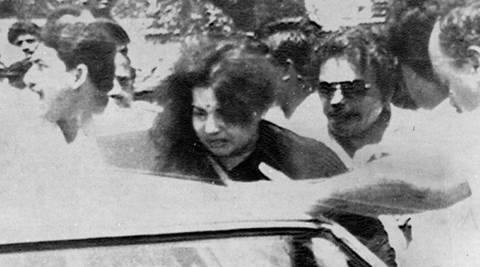 जयललिता ने अपने इंटरव्यू में बताया था कि उस वक्त अच्छा ये रहा कि किसी के हाथ में स्पीकल की बैल नहीं आई थी, क्योंकि अगर उस बैल से हमला होता तो शायद ही वो असेंबली से बाहर जिंदा आ पातीं. 