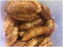 Gujiya Recipe: त्योहार का उत्साह बढ़ाने के लिए जानिए बेहतरीन गुजिया की चंद रेसिपी, घर पर उठाएं आनंद