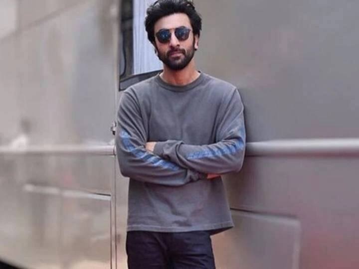 Ranbir Kapoor Corona report negative uncle randhir kapoor confirm Riddhima Kapoor sahani रणबीर कपूर की कोरोना रिपोर्ट आई नेगेटिव, अंकल रणधीर कपूर बोले- वह अब पूरी तरह से ठीक है