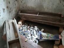 बिहार: सरकारी स्कूल के क्लास रूम से मिली शराब की खाली बोतलें, जांच में जुटी पुलिस