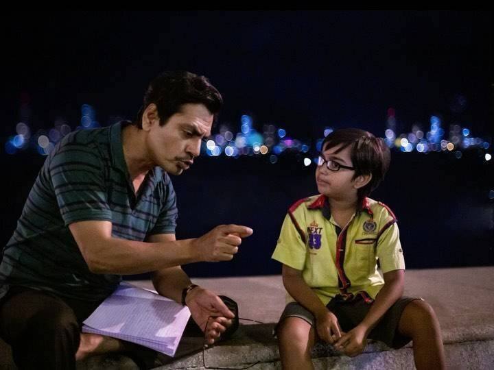 नवाजुद्दीन सिद्दीकी एनएसडी में पढा़ई के दौरान ही थिएटर ग्रुप से जुड़ गए थे. इस ग्रुप में सौरभ शुक्ला और मनोज बाजपेयी भी थे. वह आज भी फिल्मों के साथ-साथ थिएटर करते हैं. 