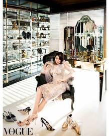 200 करोड़ रुपये के बंगले में रहते हैं अभिनेता Shahrukh Khan, पत्नी Gauri Khan ने किया है डिजाइन