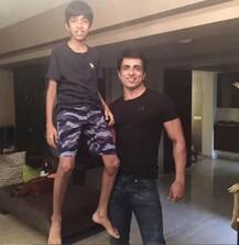 In Pics: 2600 स्क्वायर फीट के अपार्टमेंट में रहते हैं अभिनेता सोनू सूद, बेहद खूबसूरत है उनका घर