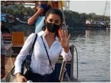 Shradhha Kapoor को बच्चों ने रंग के गुब्बारों से डराया, चिल्लाते हुए एक्ट्रेस ने कहा- नहीं,नहीं...वीडियो वायरल