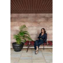 Shahrukh Khan ने 13 करोड़ में खरीदा था 'मन्नत', आज इतनी करोड़ है इसकी कीमत