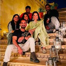 In Pics: होली के रंग में रंगे बॉलीवुड के कई सितारे, देखें ये बेहद खास तस्वीरें