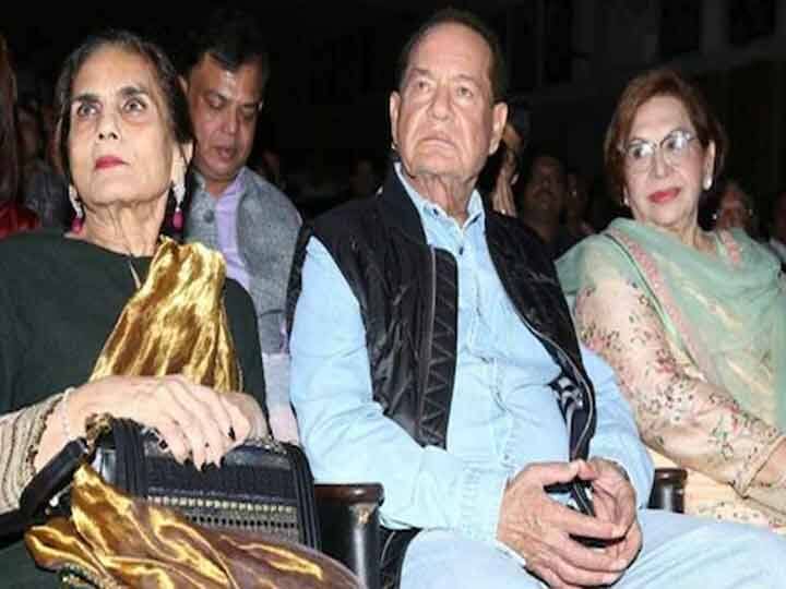 हिंदी सिनेमा के इतिहास में सबसे मशहूर लेखकों में से एक सलीम खान भी अपनी दोनों पत्नियों सलमा खान और हेलेन के साथ ख़ुशी-ख़ुशी रहते हैं. सलीम खान ने पहले सलमा से शादी की थी. जिसके बाद वो मशहूर एक्ट्रेस और डांसर हेलेन के प्यार में दीवाने हो गए. सलमा उनकी दूसरी शादी से खुश नहीं थीं और दोनों का रिश्ता एक मुश्किल दौर से गुजरा. लेकिन आज तीनों एक दूसरे के साथ एक खुशी-खुशी एक परिवार की तरह रहते हैं.