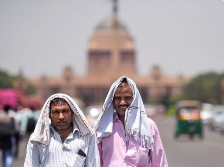 Delhi recorded highest temperature in March after 1945 Meteorological Department दिल्ली में 1945 के बाद मार्च में सर्वाधिक तापमान दर्ज किया गया- मौसम विभाग