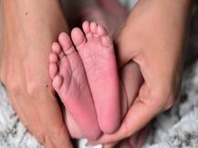 22 करोड़ का इंजेक्शन बचा सकता है मासूम की जिंदगी, इस बीमारी का भारत में नहीं है इलाज