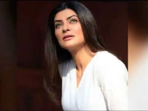 Sushmita Sen का आलीशान घर अंदर से कैसा है? देखें जिम से लेकर बेडरूम तक की फोटोज़ Sushmita Sen का आलीशान घर अंदर से कैसा है? देखें जिम से लेकर बेडरूम तक की फोटोज़