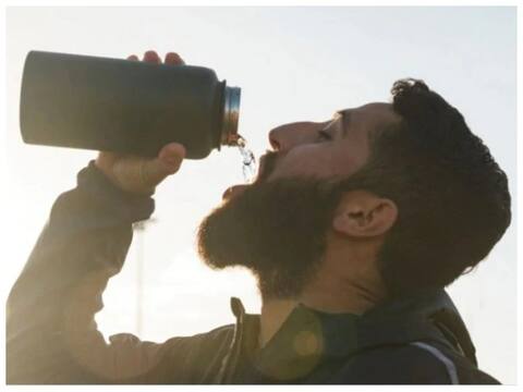 Heatstroke Tips: गर्मी में लू लगने से कैसे बचें, जानें कारण, लक्षण और बचाव के उपाय Heatstroke Tips: गर्मी में लू लगने से कैसे बचें, जानें कारण, लक्षण और बचाव के उपाय