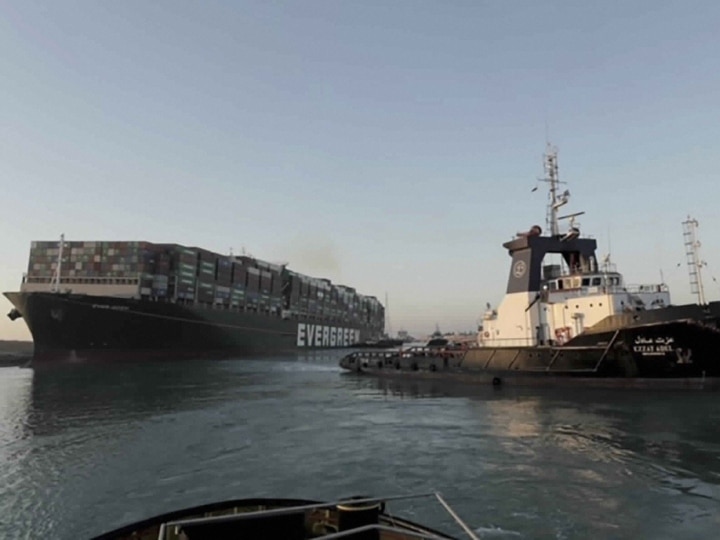 cargo ship MV Ever Given incident in Suez Canal no criminal investigation on crew ANN Suez Canal में फंसने वाले एमवी एवर गिवन के चालक दल पर फिलहाल कोई आपराधिक जांच नहीं