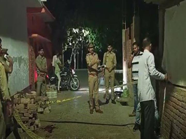A couple shot dead in Lakhimpur kheri accused escaped ANN लखीमपुर में पति-पत्नी की गोली मारकर हत्या, परिवार समेत फरार हुआ आरोपी