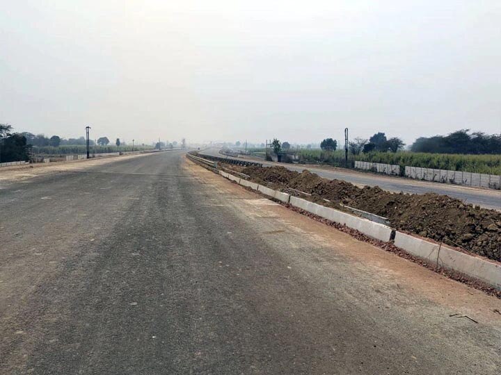 Delhi Meerut Expressway to start today for public know facts Delhi-Meerut Expressway: इंतजार खत्म, एक घंटे में पूरा होगा दिल्ली-मेरठ का सफर, जानें खासियत