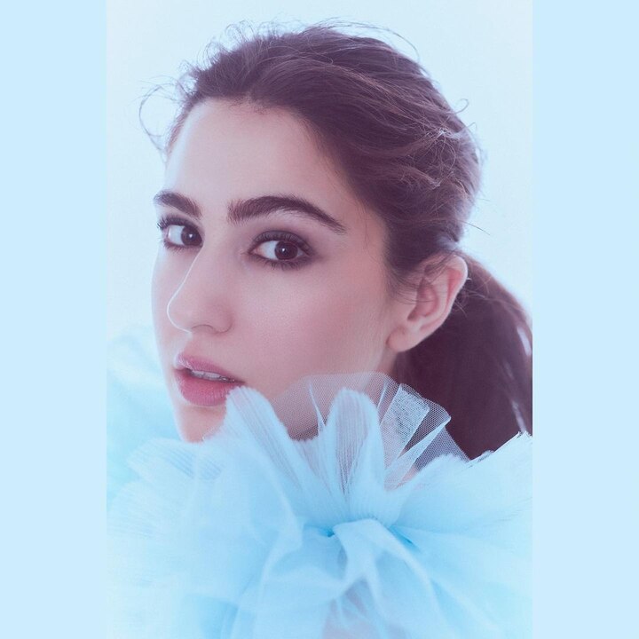 Happy Birthday: today star actress sara ali khan 27th birthday, see note to herself Sara Ali Khan B'day: યુવા એક્ટ્રેસ સારા થઇ 27 વર્ષની, તસવીર શેર કરીને આજ માટે લખી ખાસ પૉસ્ટ, જુઓ.......